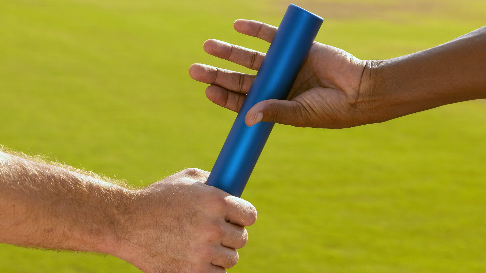 体育直播平台签约多位篮球主播丰富联赛解说风格与体验，篮球主播简介